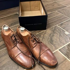 Giorgio Brutini Cap toe dress shoes